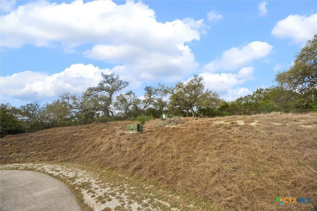 1.02 acres in Comal County featured view