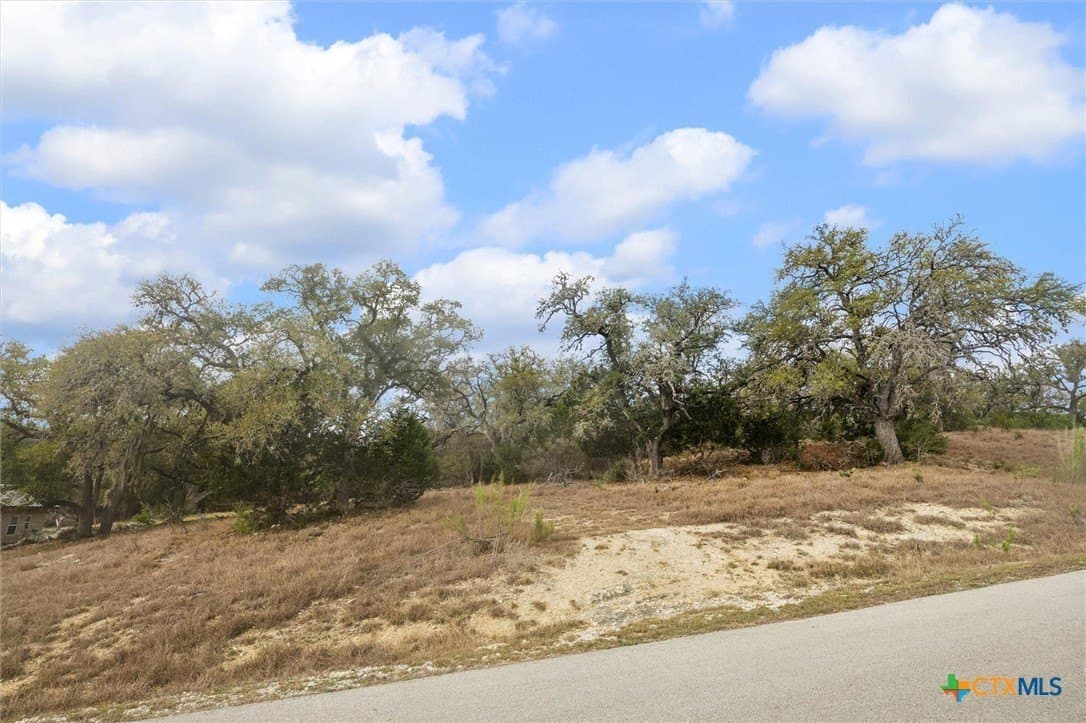 1.02 acres in Comal County - photo 13