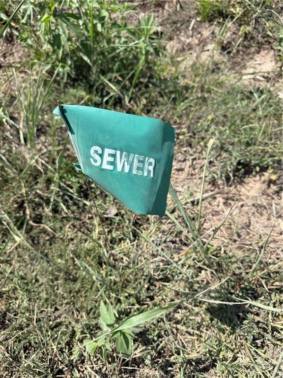 0.47 acres in Madison County - photo 3