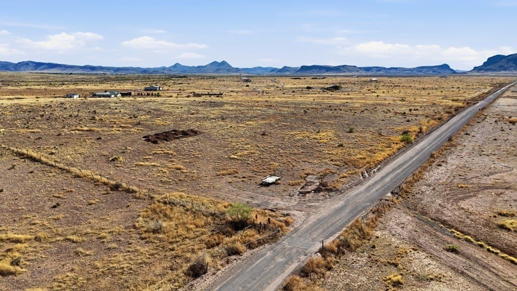 14.13 acres in Brewster County - photo 9