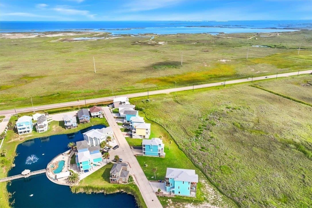 0.15 acres in Nueces County - photo 10