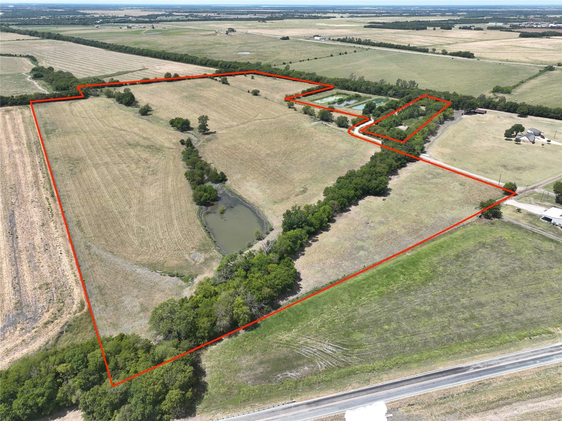 55.92 acres in Lamar County