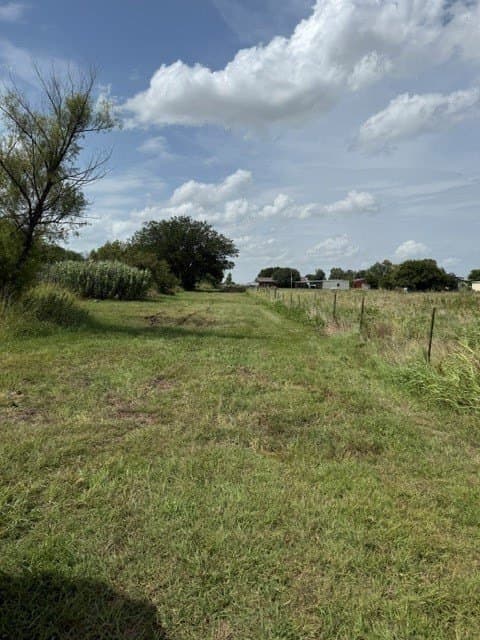 13.98 acres in Wise County - photo 4