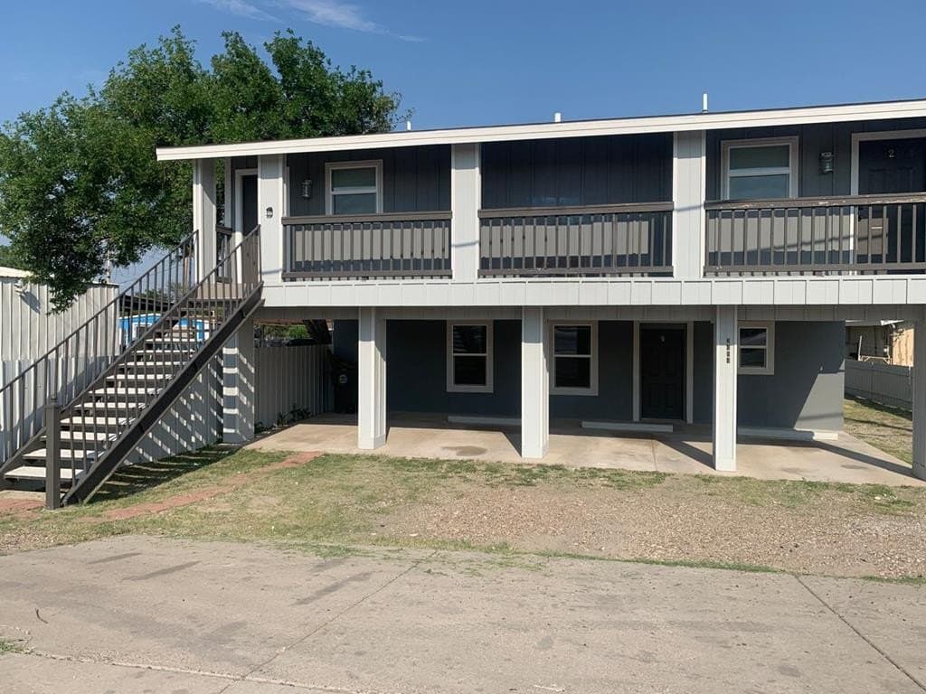 9,500 acres in Maverick County