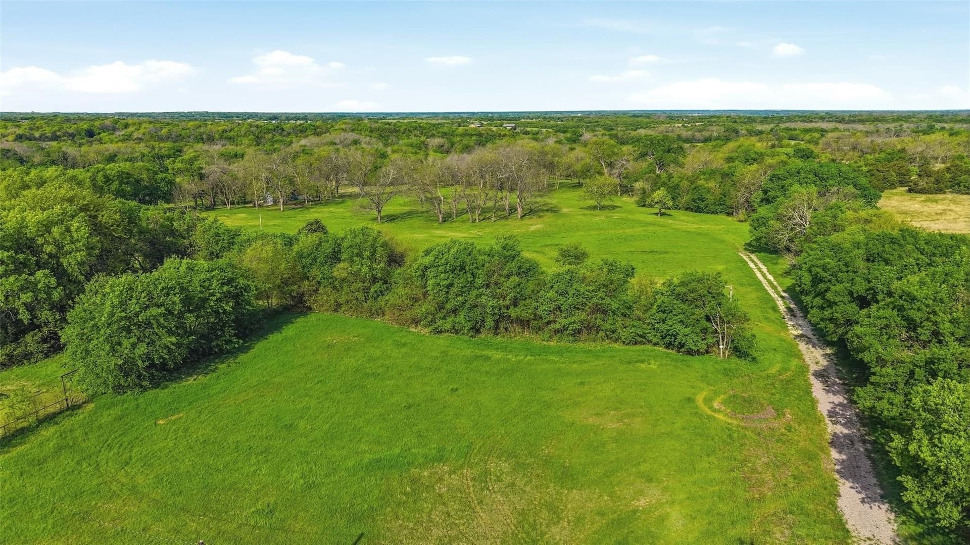 37.93 acres in Grayson County - photo 11