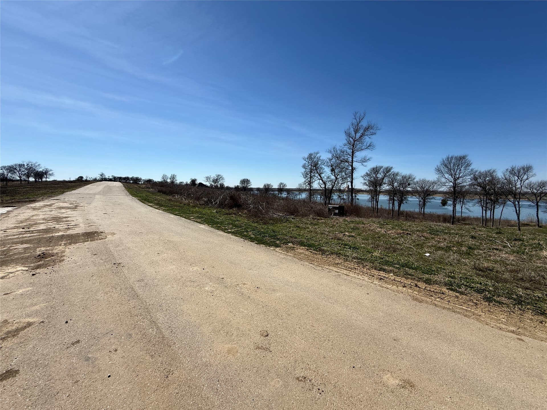 1.29 acres in Navarro County gallery image 2
