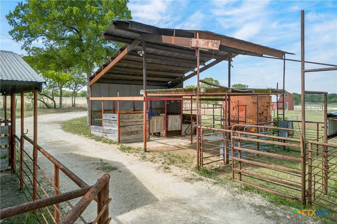 130 acres in Caldwell County - photo 8