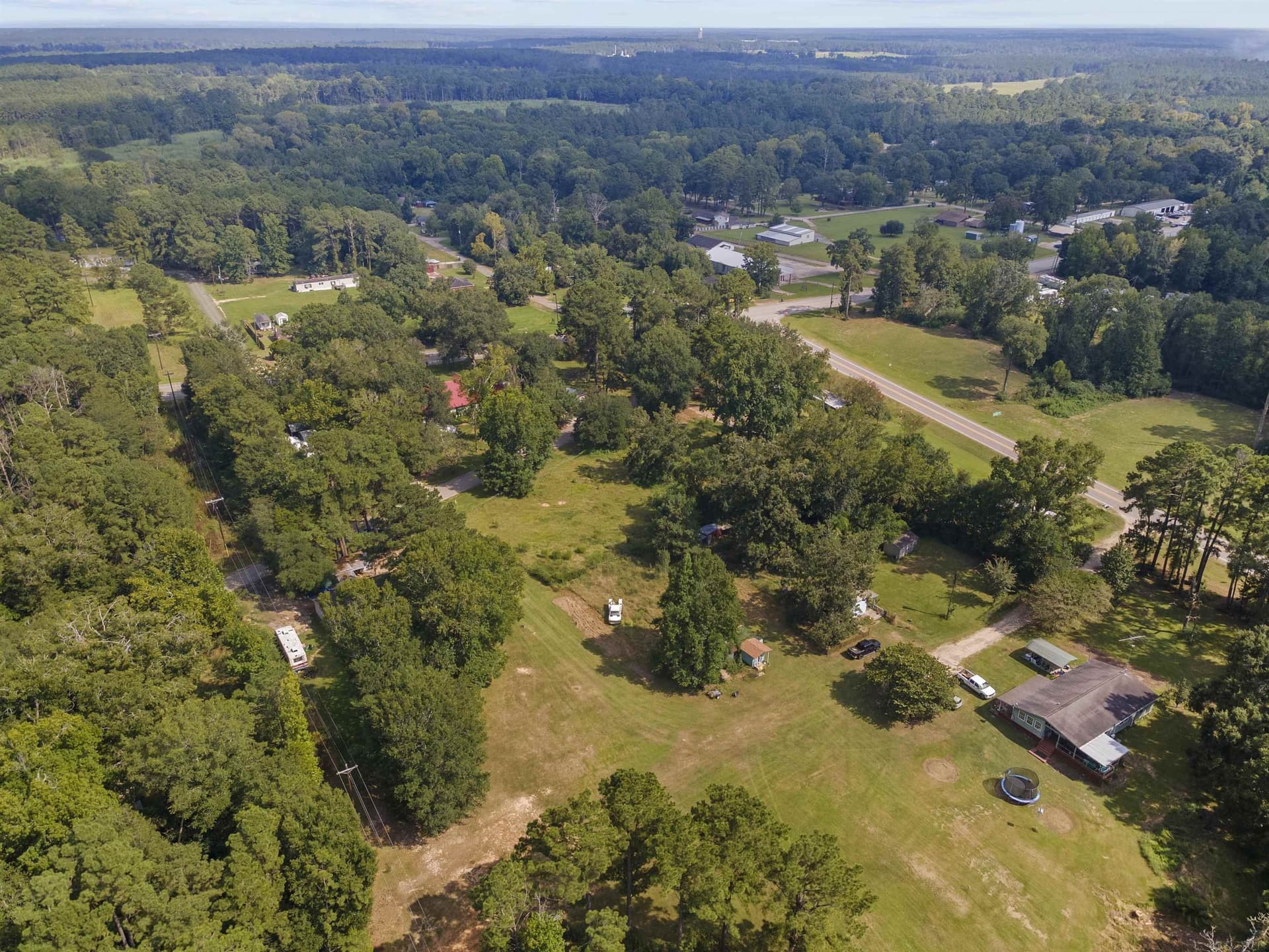 15 acres in Tyler County gallery image 2