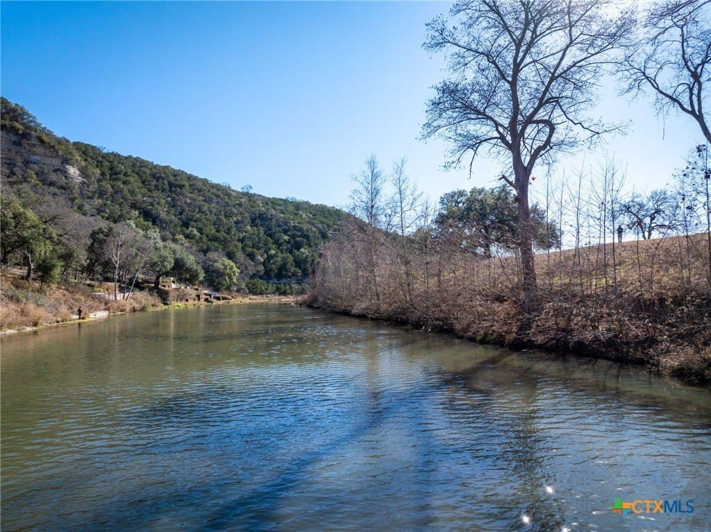 1.01 acres in Comal County - photo 19