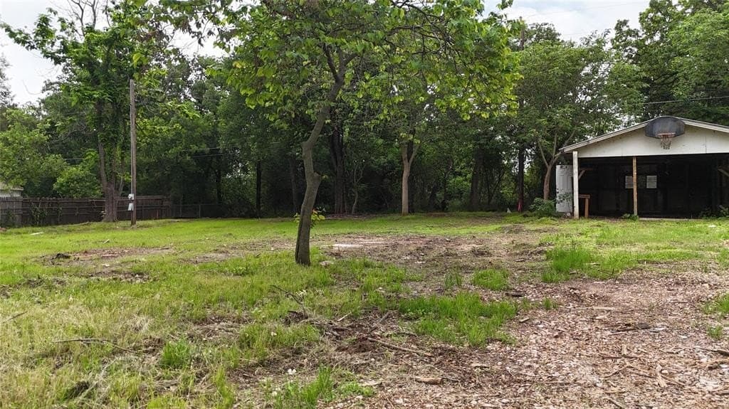0.27 acres in Tarrant County featured view