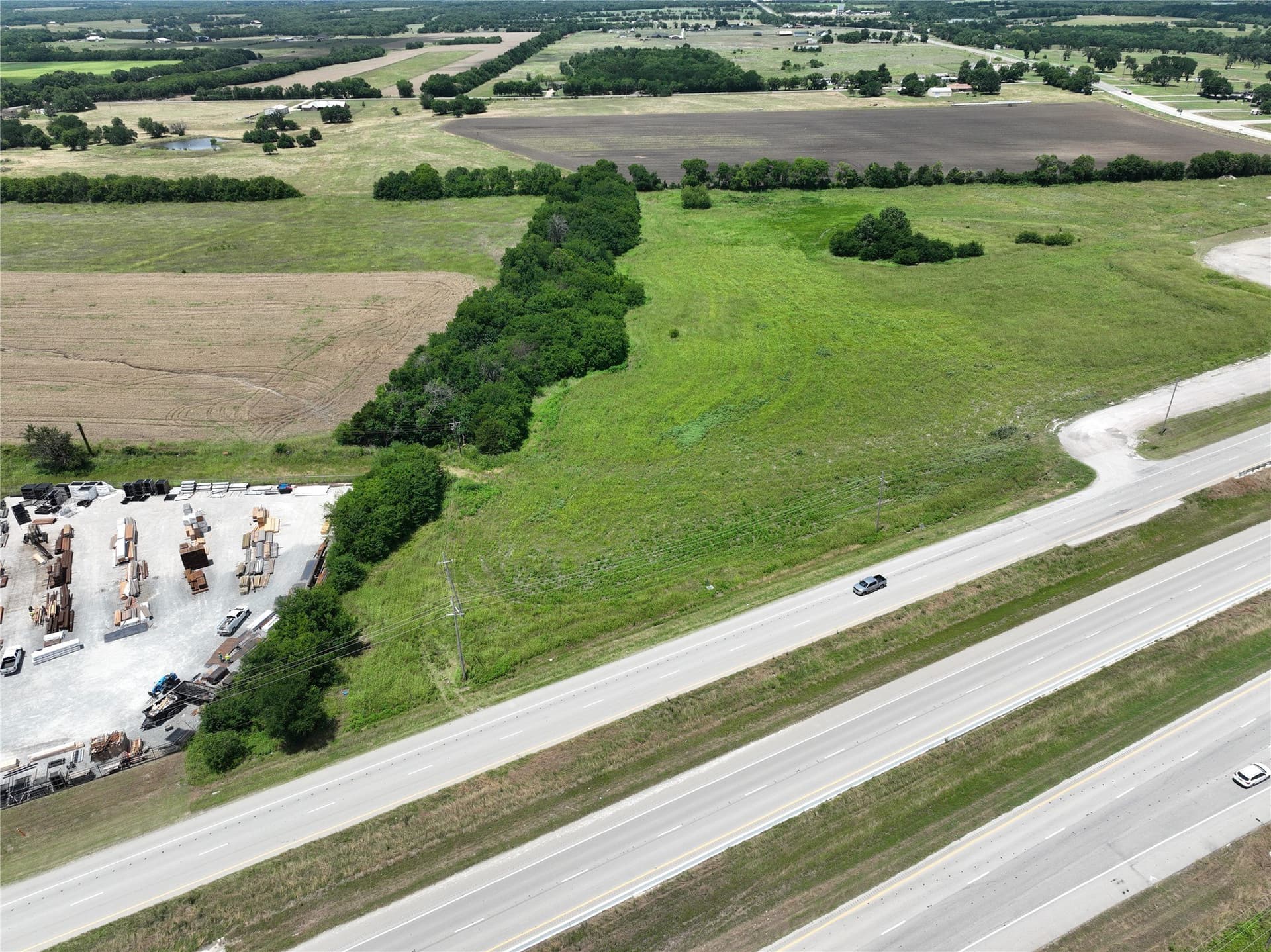 7 acres in Collin County gallery image 3