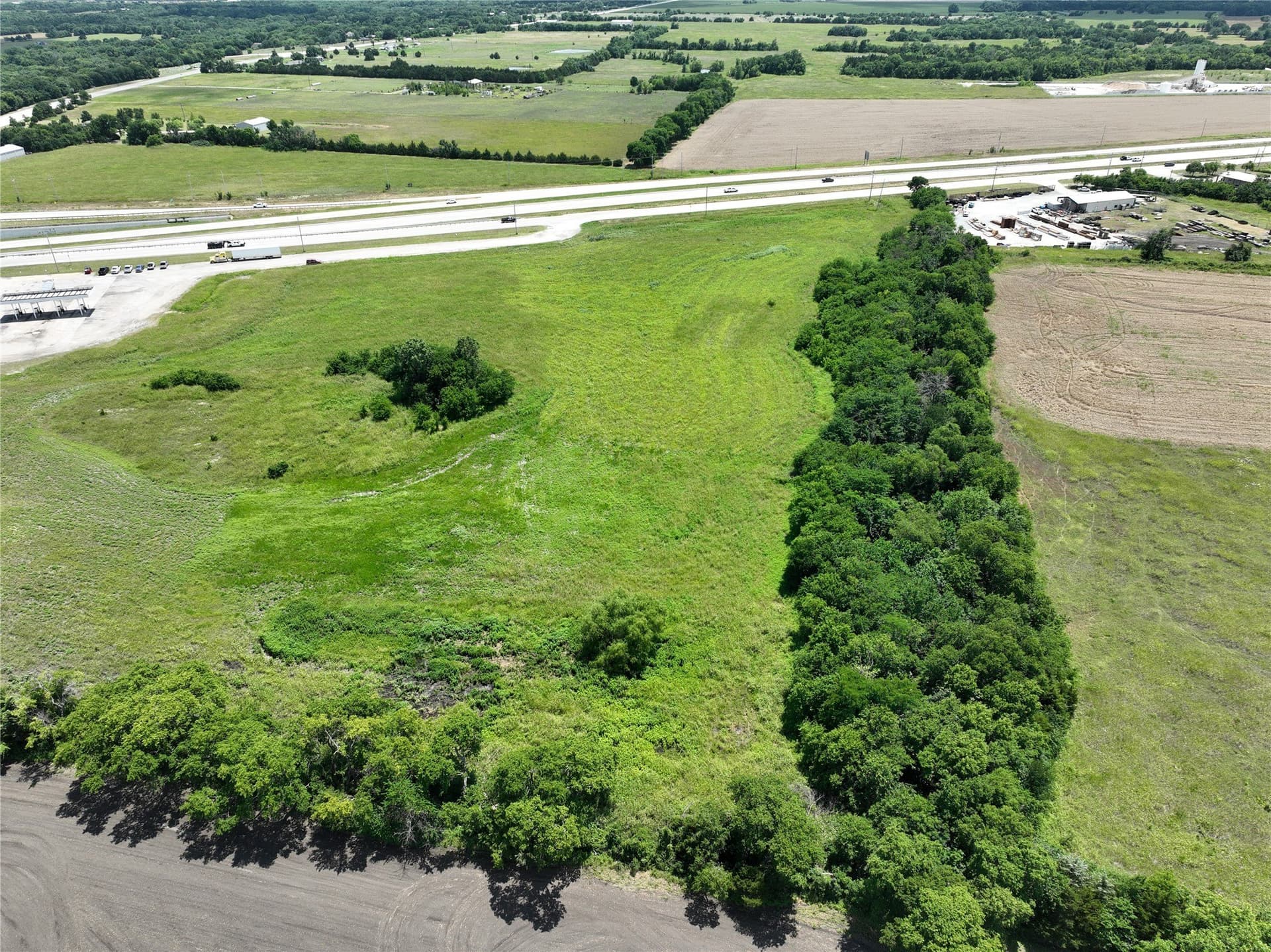 7 acres in Collin County gallery image 4