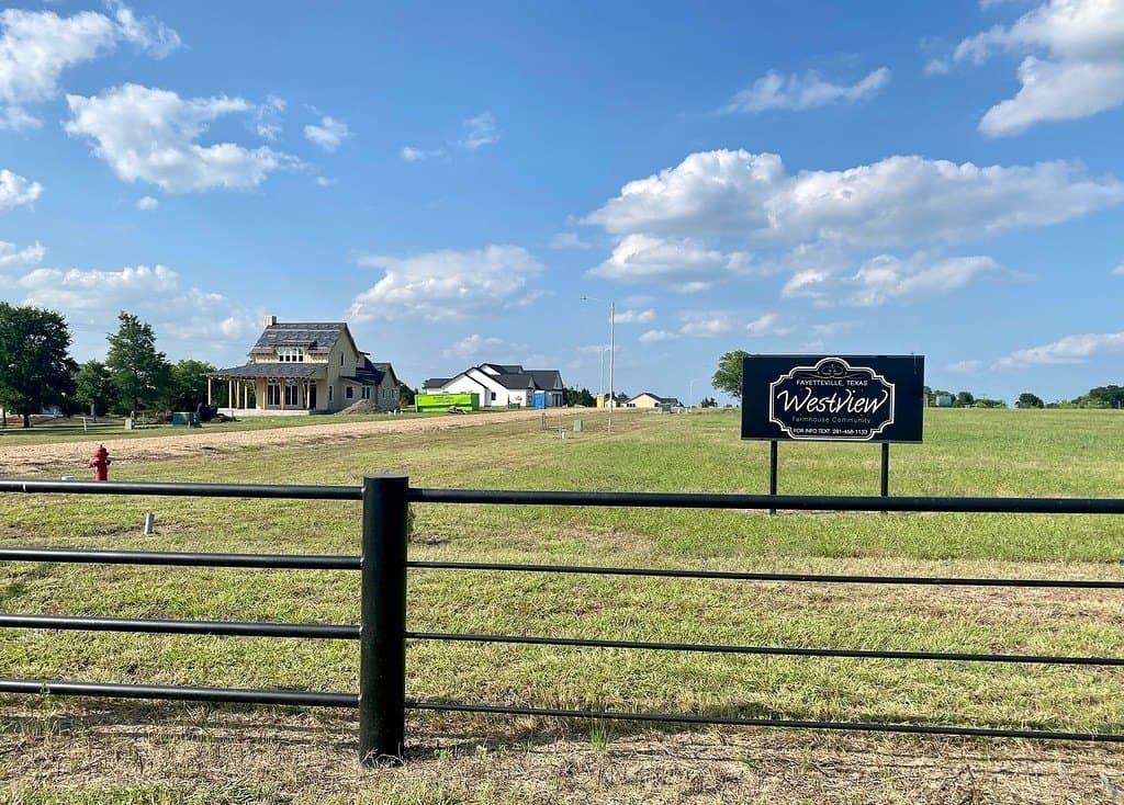 0.39 acres in Fayette County gallery image 3