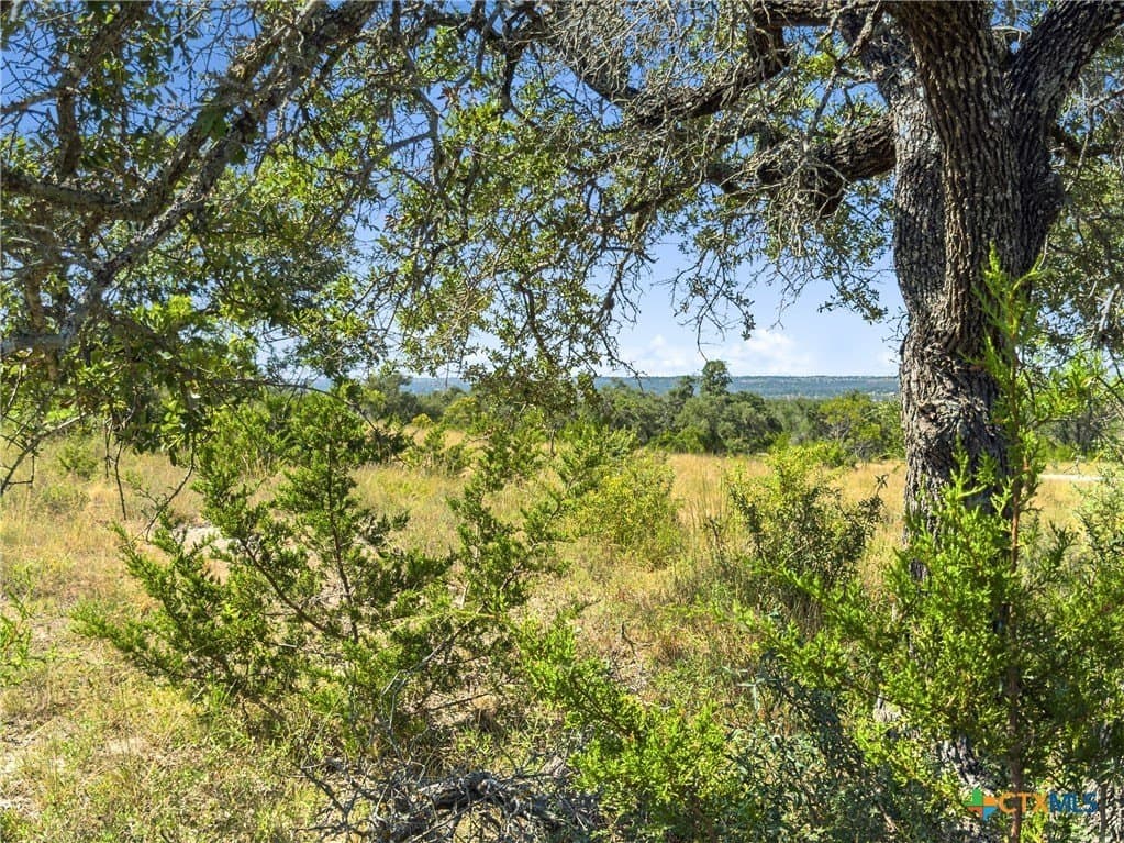 10.57 acres in Blanco County