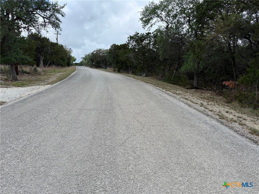 4.29 acres in Comal County - photo 8