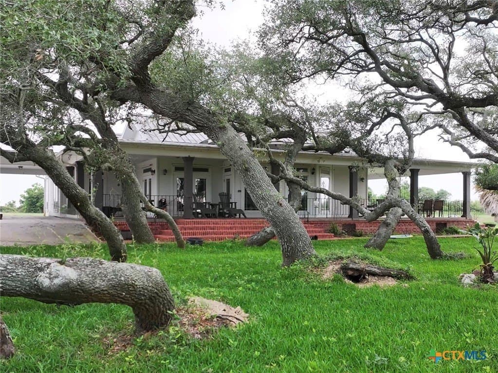 25 acres in Calhoun County