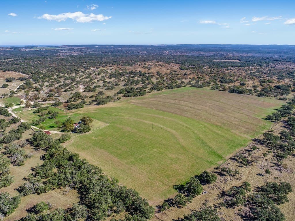 88.91 acres in Gillespie County - photo 11