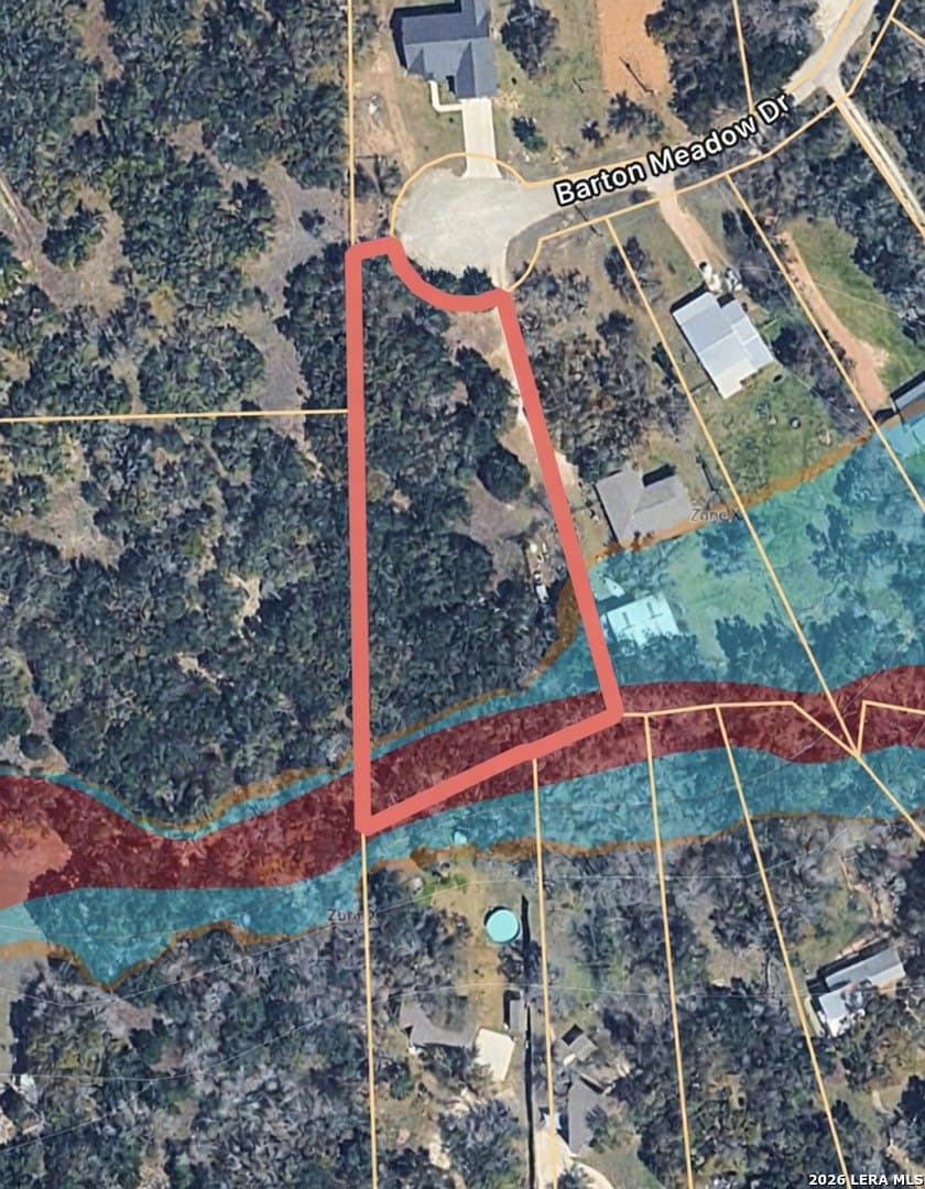 1 acres in Hays County - photo 5