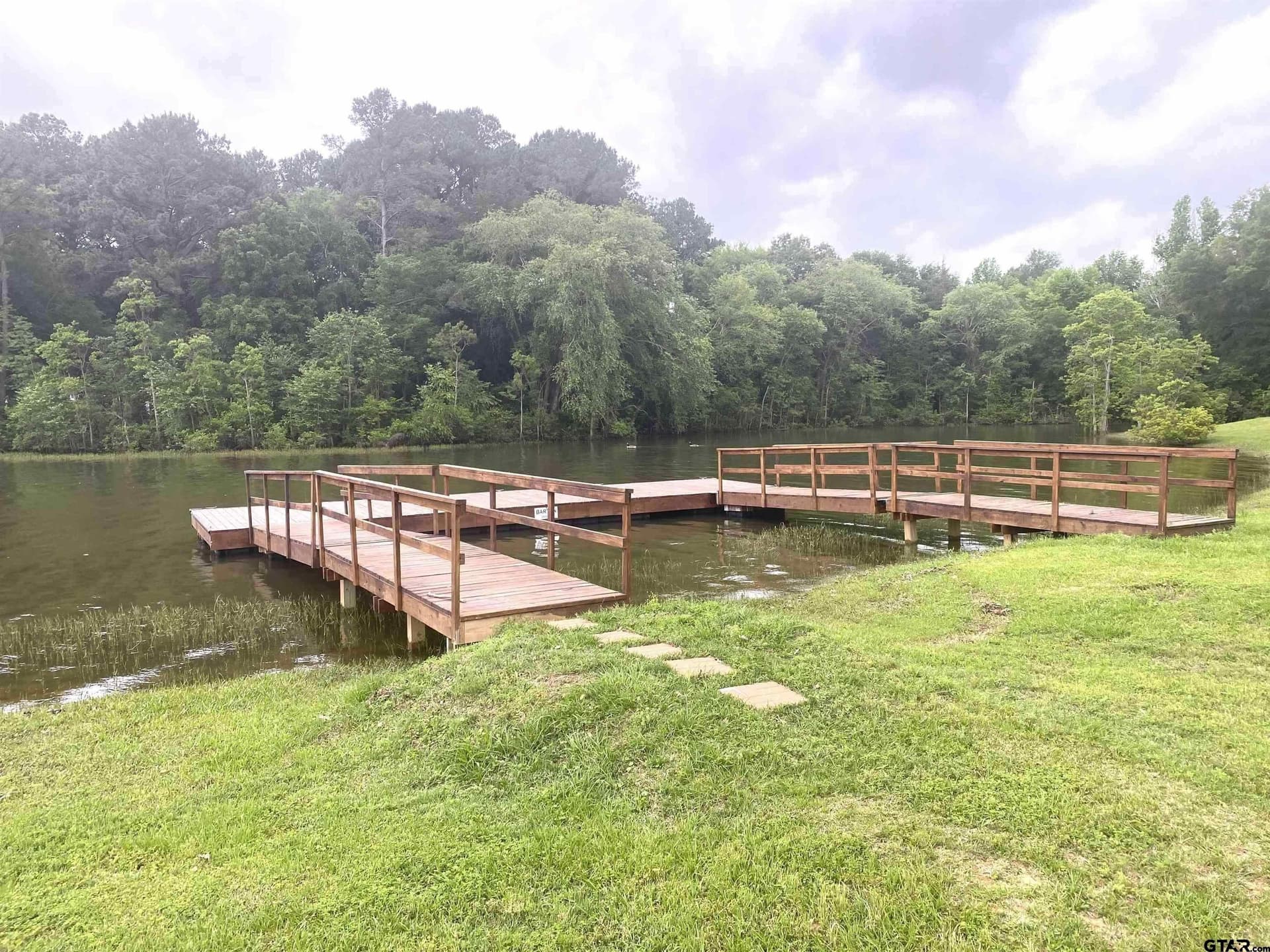 0.52 acres in Henderson County - photo 8