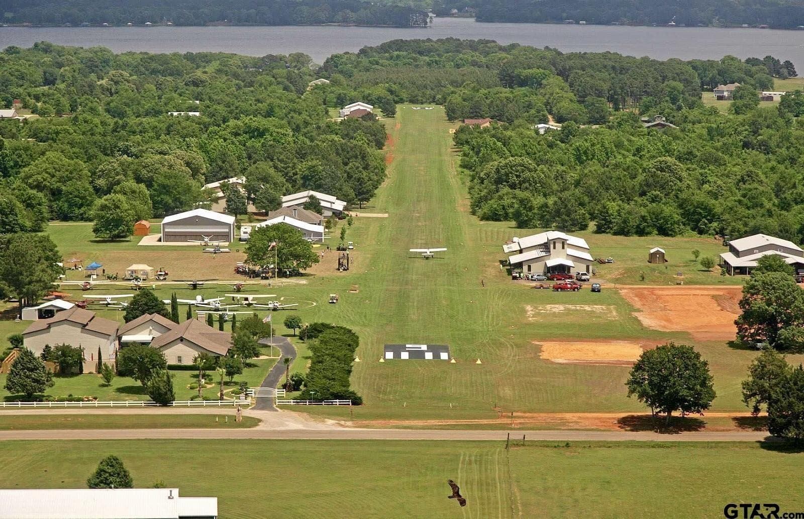 0.52 acres in Henderson County - photo 9