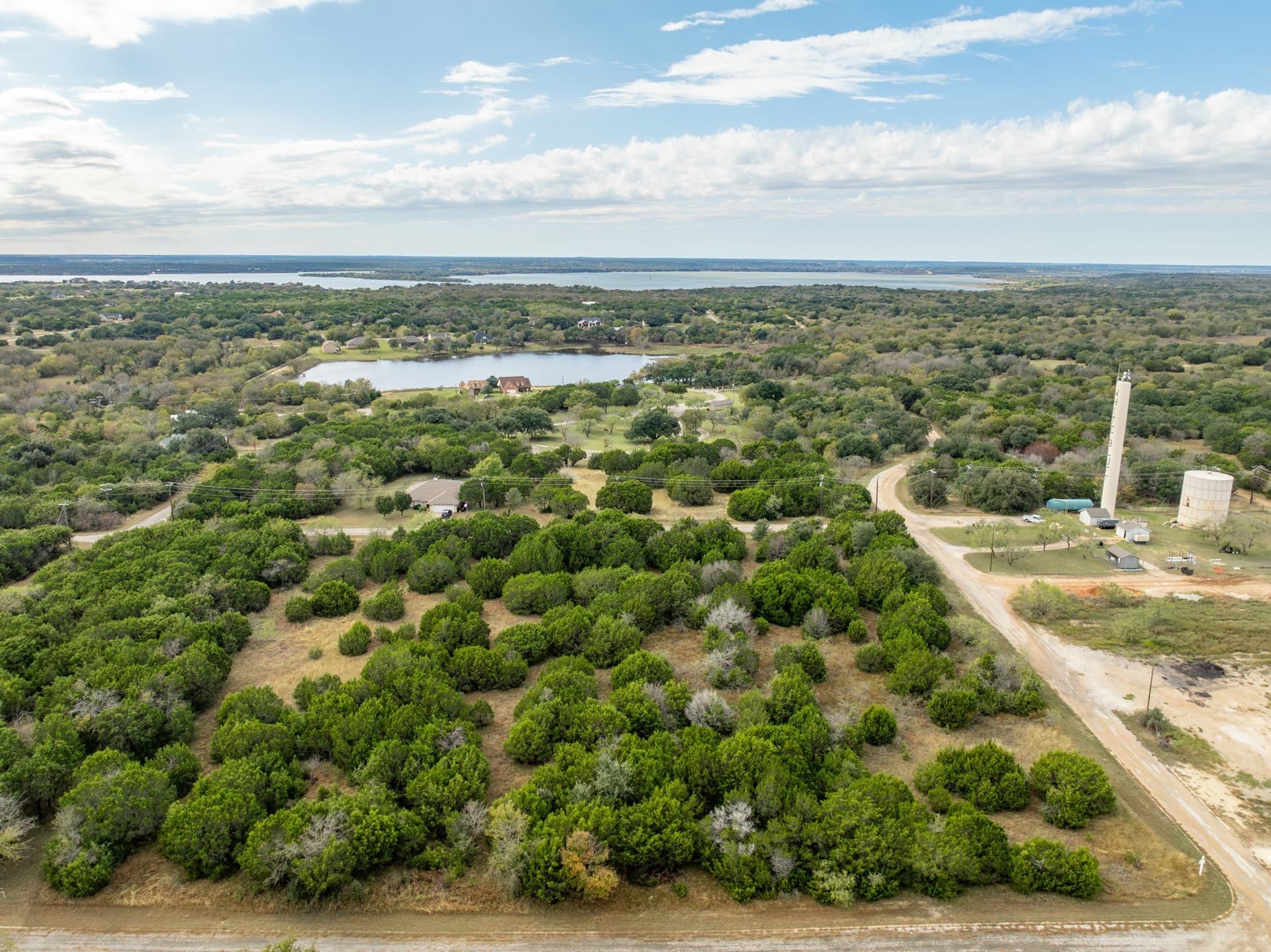 0.33 acres in Hill County gallery image 3