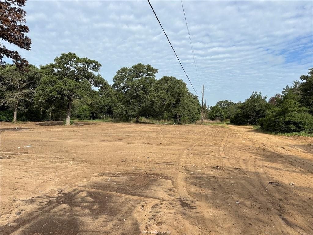 1.72 acres in Burleson County featured view