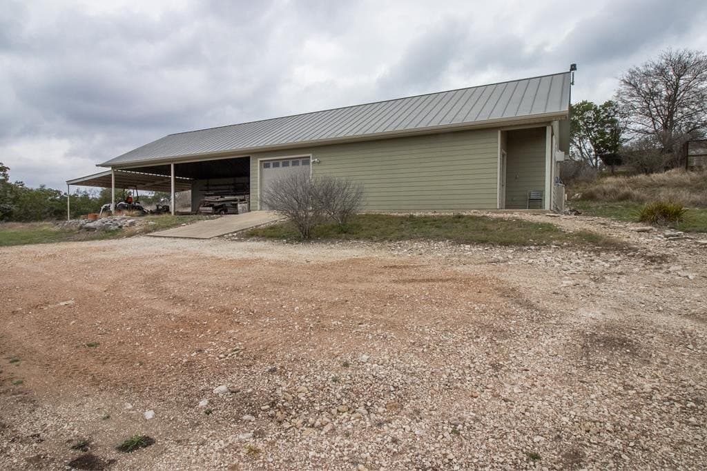 28.09 acres in Kerr County - photo 44