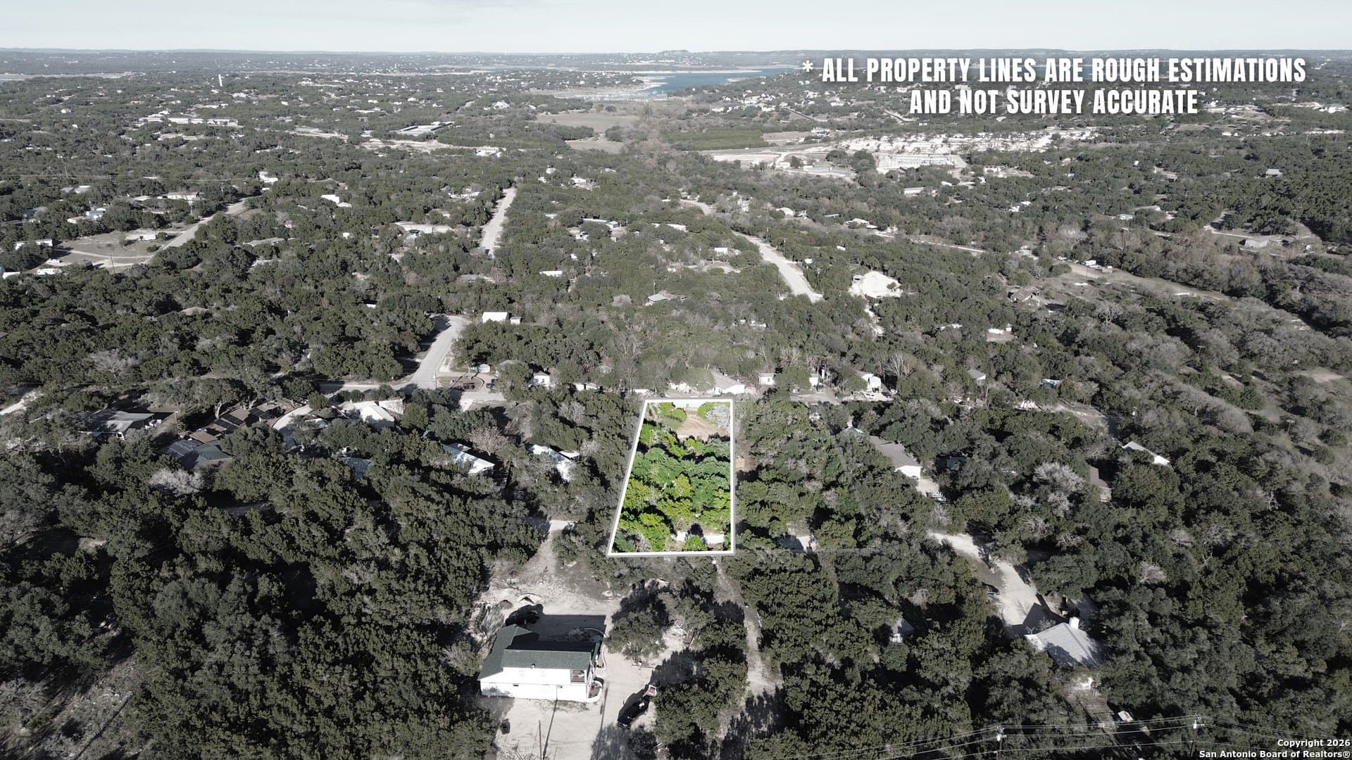 0.5 acres in Comal County - photo 9