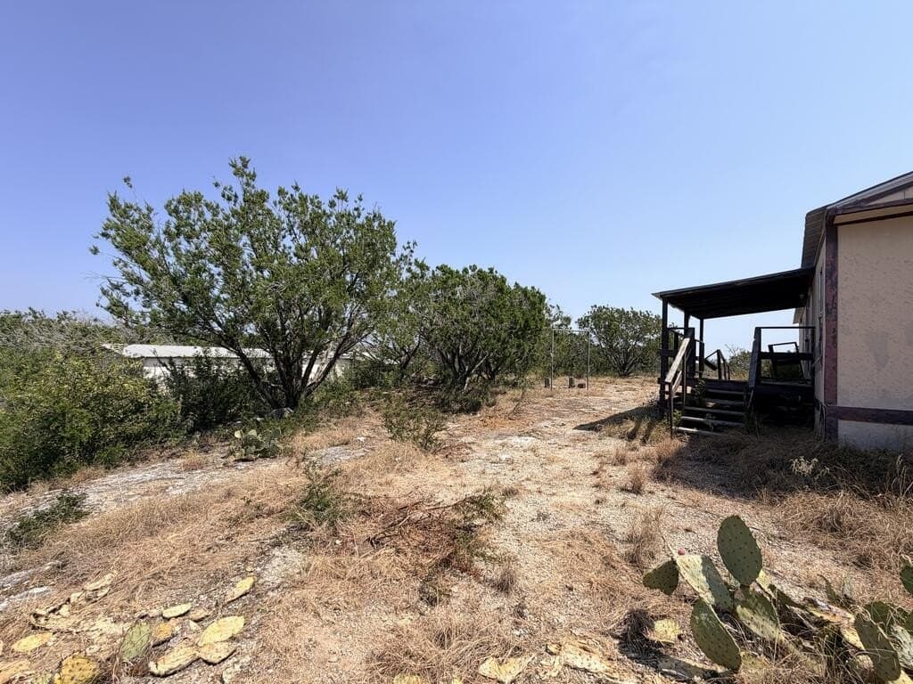 16.8 acres in Uvalde County - photo 9