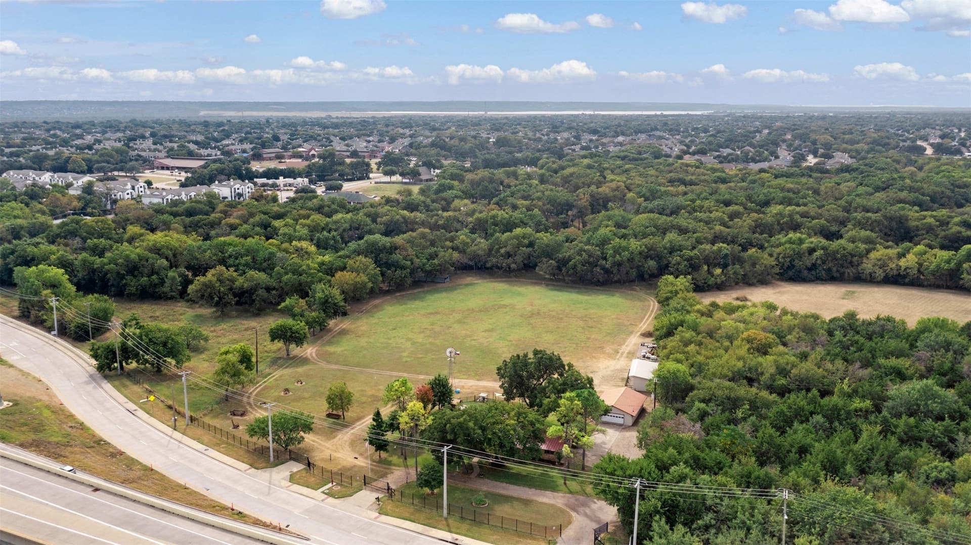 5.96 acres in Dallas County gallery image 3