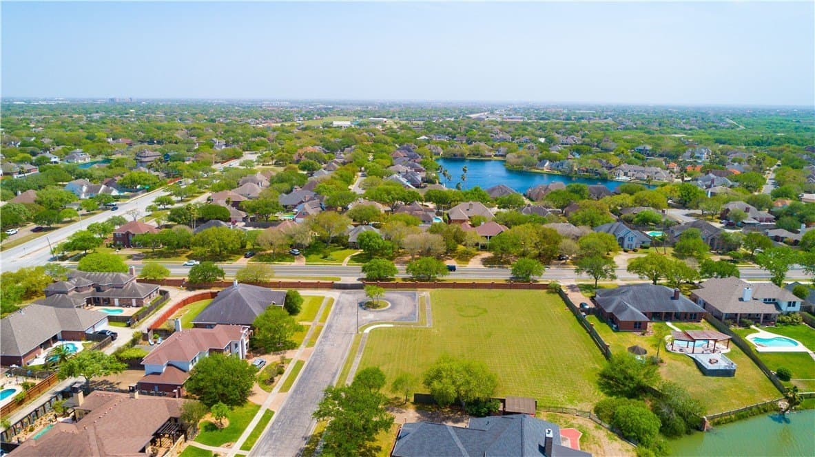 0.83 acres in Nueces County - photo 9
