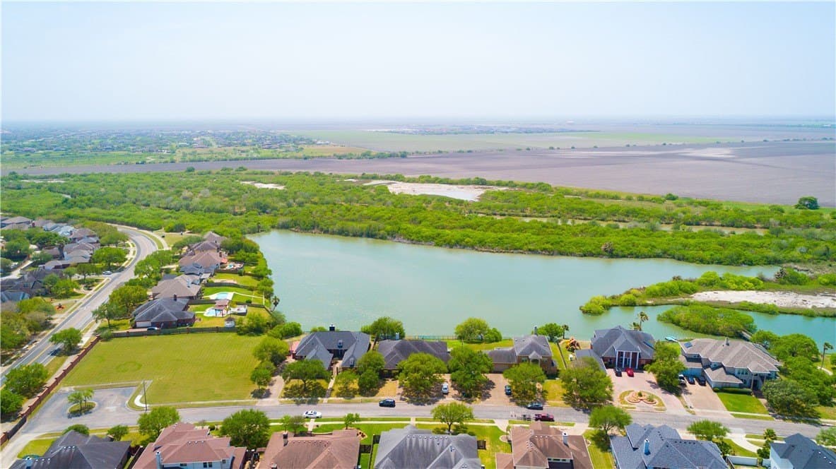 0.83 acres in Nueces County - photo 11