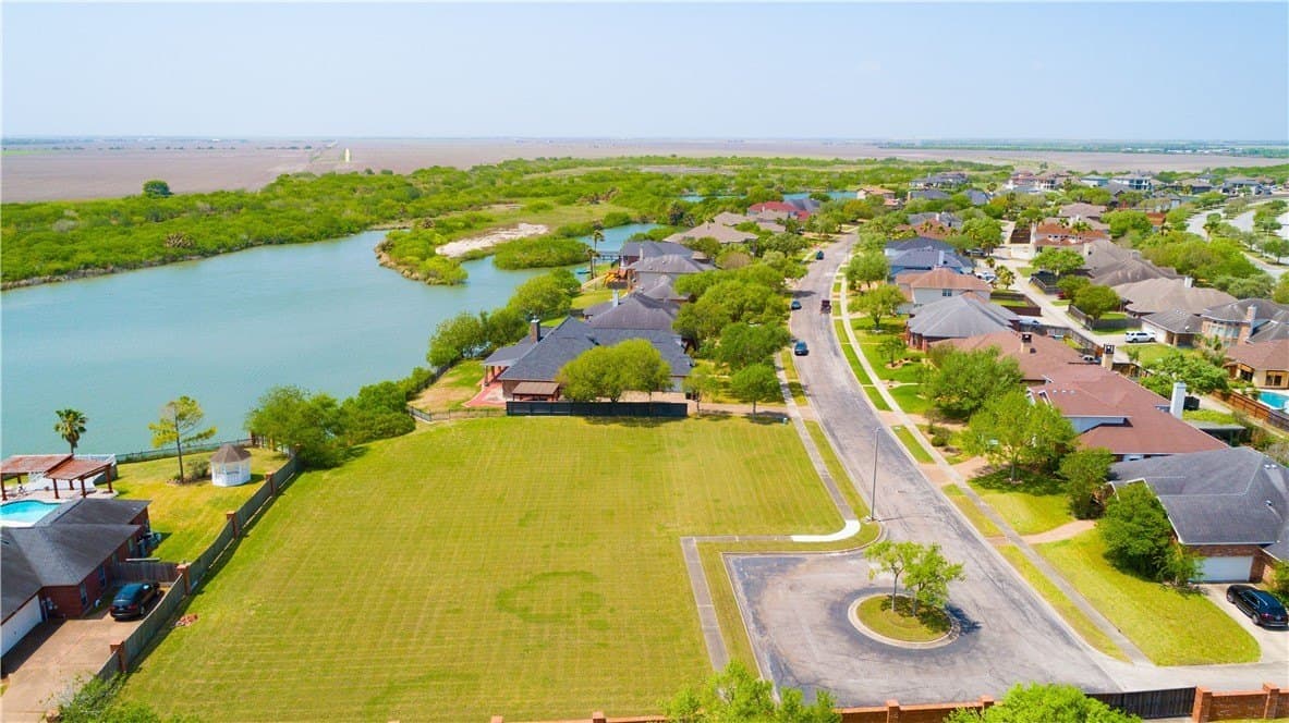 0.83 acres in Nueces County gallery image 4