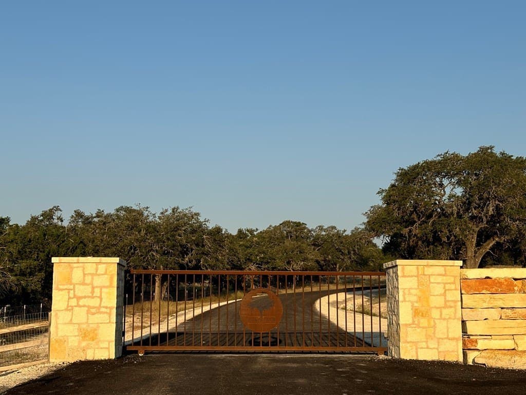 3.48 acres in Gillespie County - photo 13