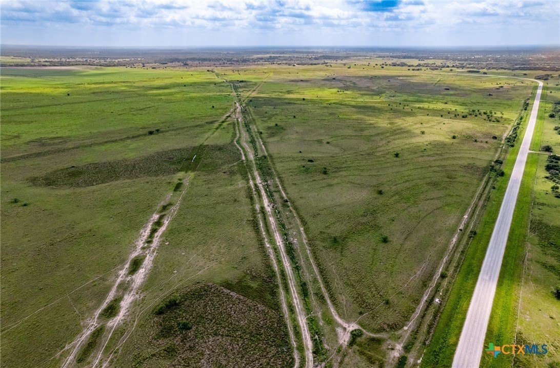 180 acres in Victoria County gallery image 3