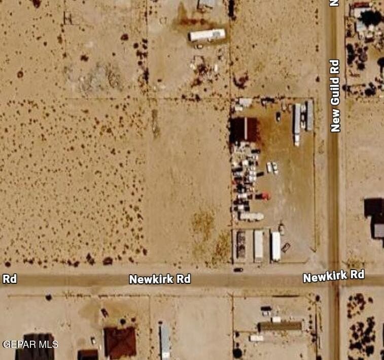 1.07 acres in El Paso County gallery image 2