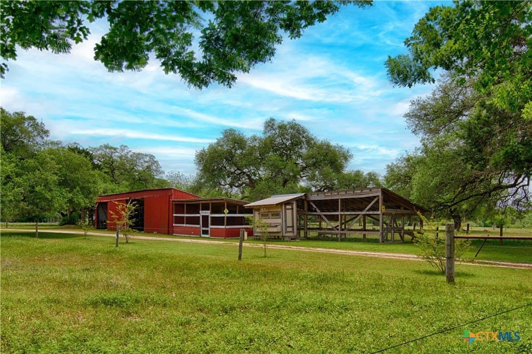 37.76 acres in Lavaca County - photo 33