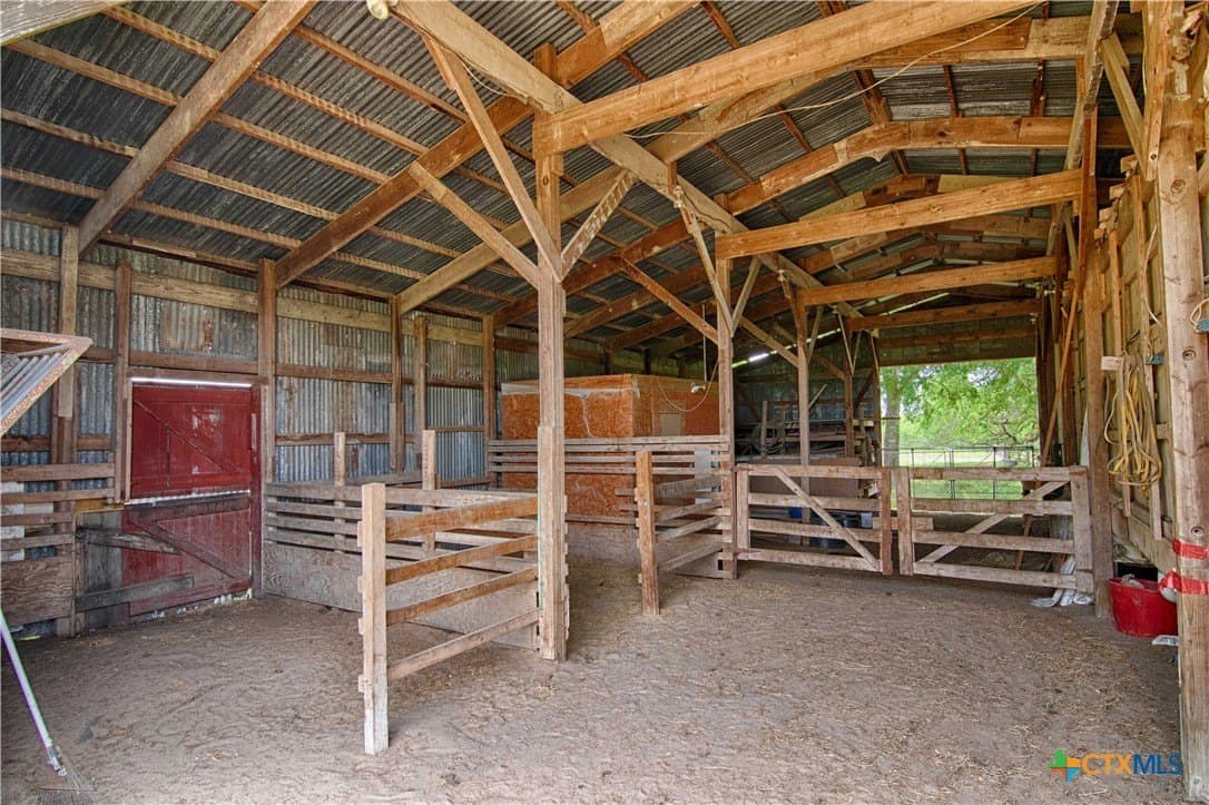 37.76 acres in Lavaca County - photo 38
