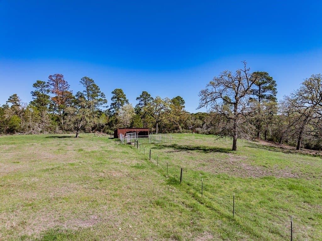 15.37 acres in Fayette County - photo 30