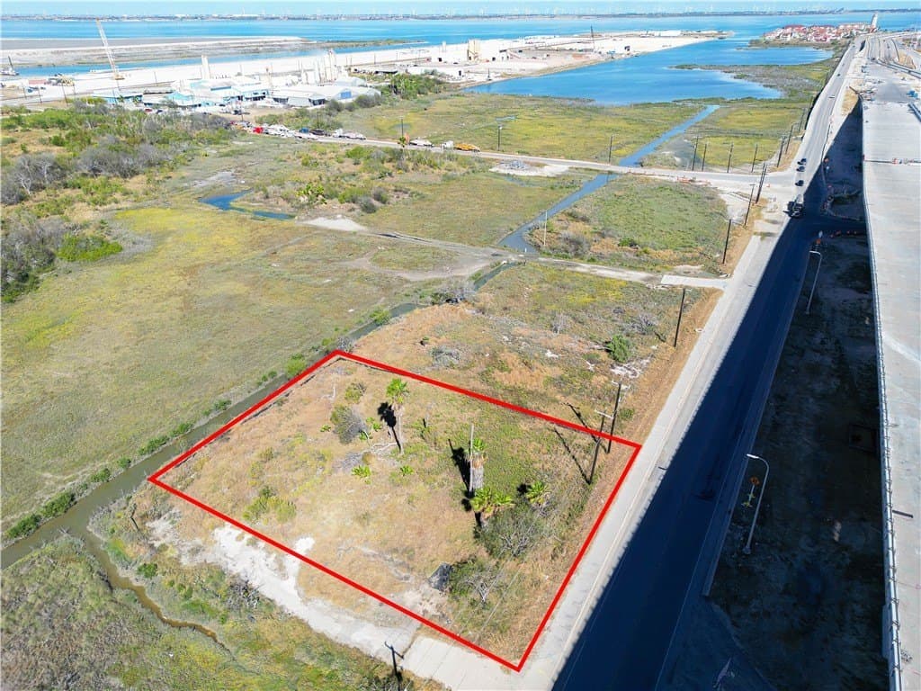 0.45 acres in Nueces County - photo 2