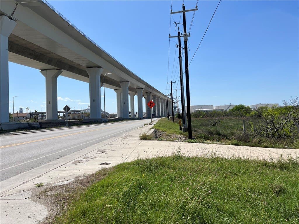 0.45 acres in Nueces County - photo 6