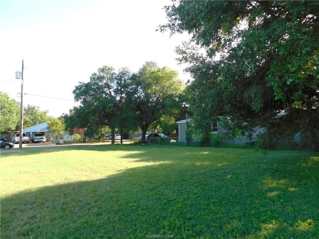 0.13 acres in Brazos County gallery image 3