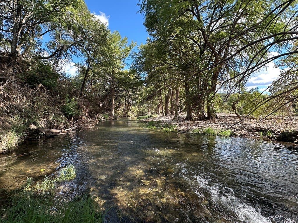 1.1 acres in Kerr County - photo 9