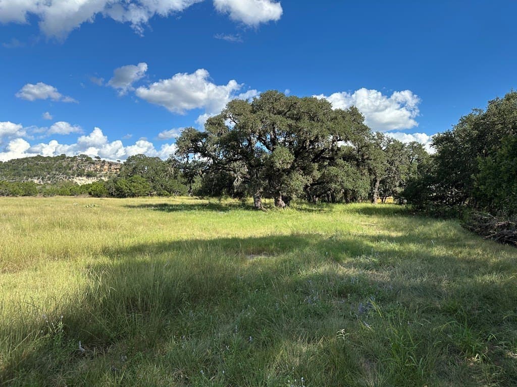 1.1 acres in Kerr County - photo 12
