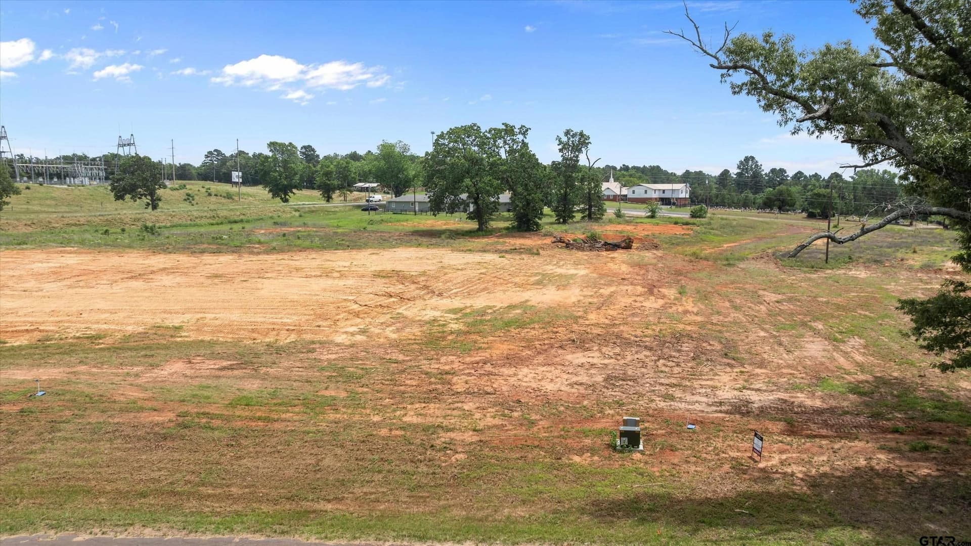 0.5 acres in Smith County - photo 4