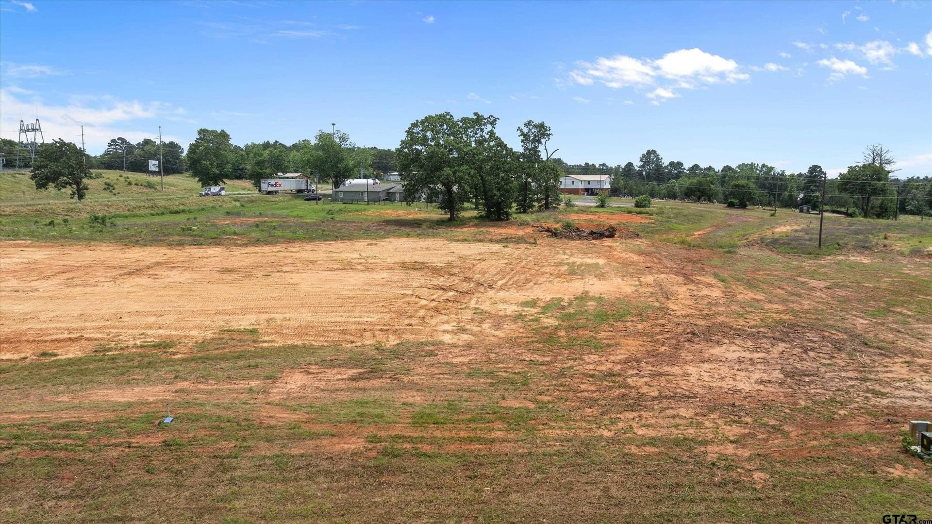 0.5 acres in Smith County - photo 5