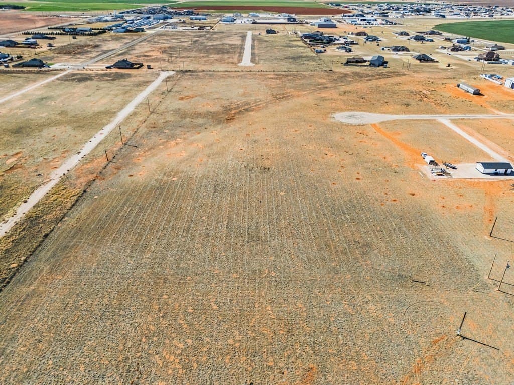 5.47 acres in Gaines County - photo 6