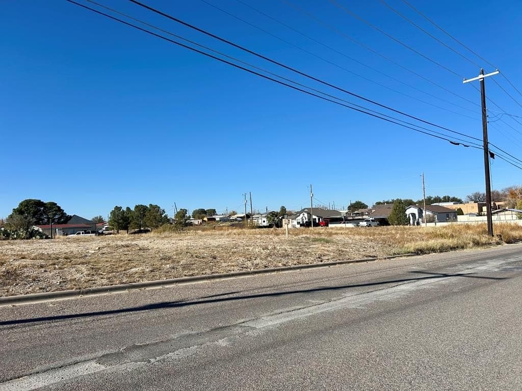 0.5 acres in Pecos County