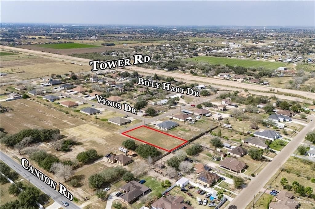 0.5 acres in Hidalgo County - photo 6