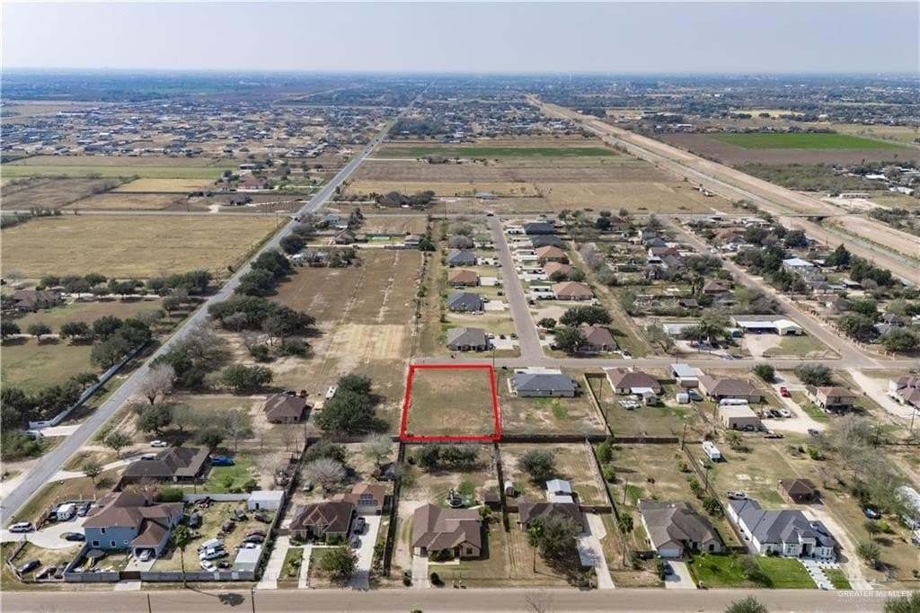 0.5 acres in Hidalgo County - photo 7